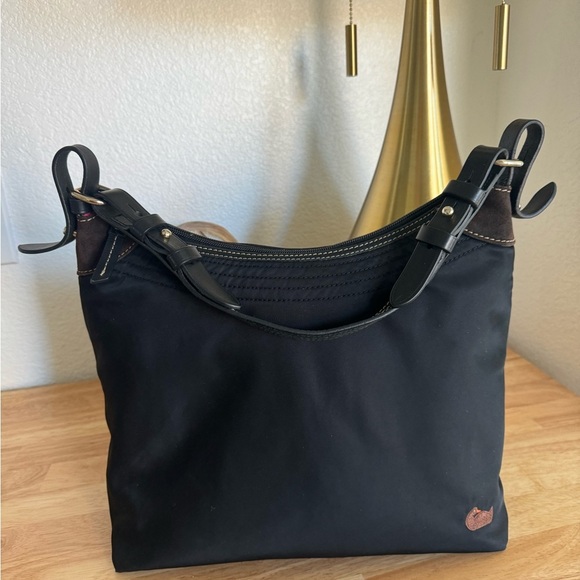 Dooney and Bourke Erica Large Nylon Leather Black Insulated Bag - Picture 1 of 17